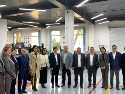 Встреча с делегацией из города Чунцин (КНР) в АКАиМИ